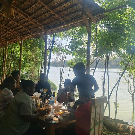 Holiday Cottage By The River, ארושה מראה חיצוני תמונה